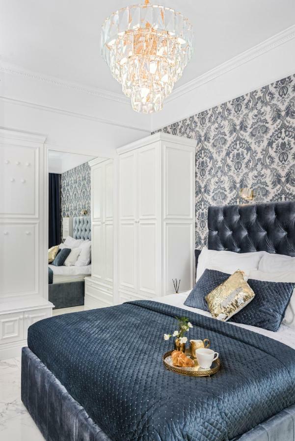 Golden Fish - New Apartment - Old Town Краків Екстер'єр фото